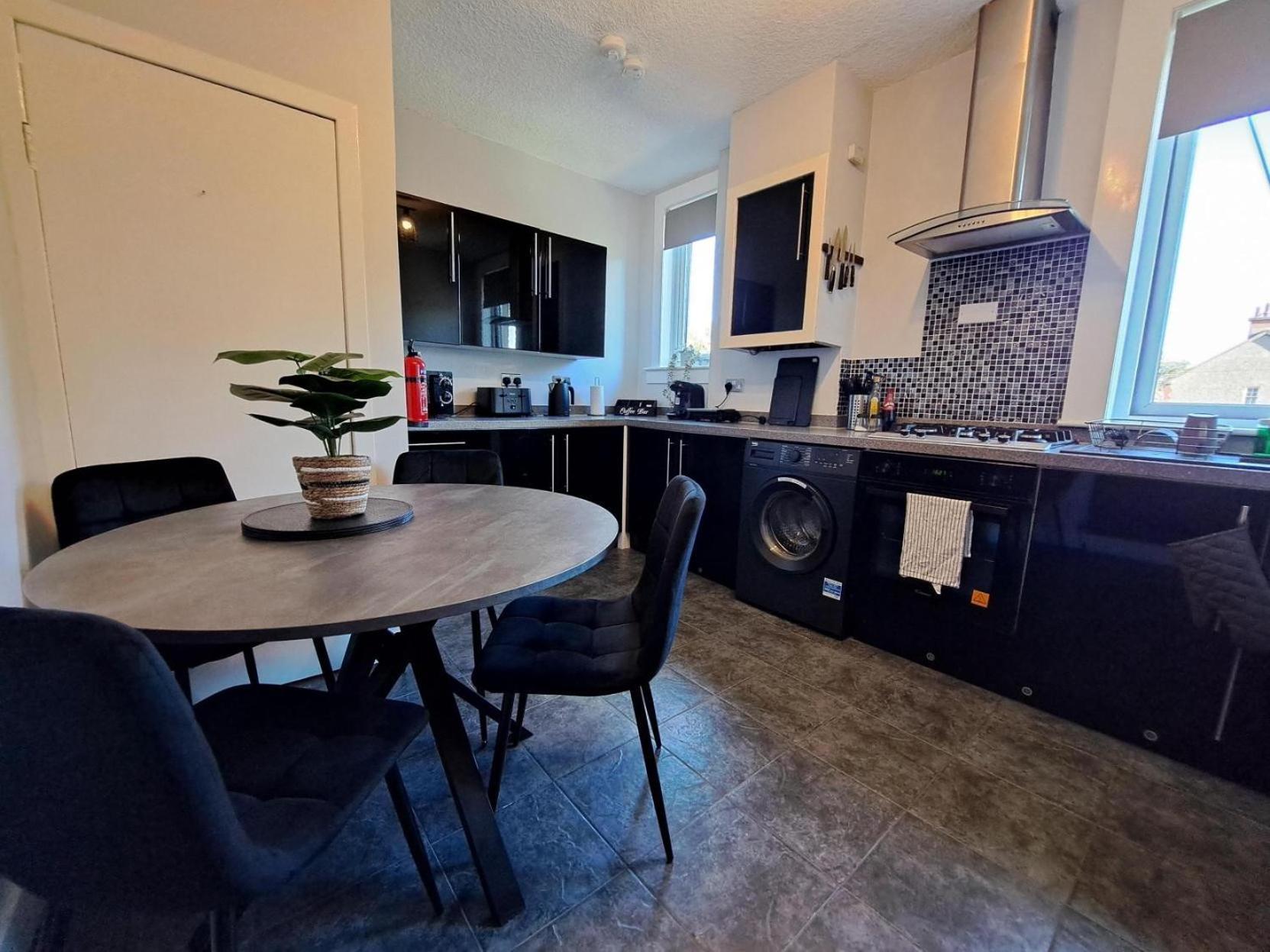 Glasgow Apartment Close To The Airport Renfrew Kültér fotó